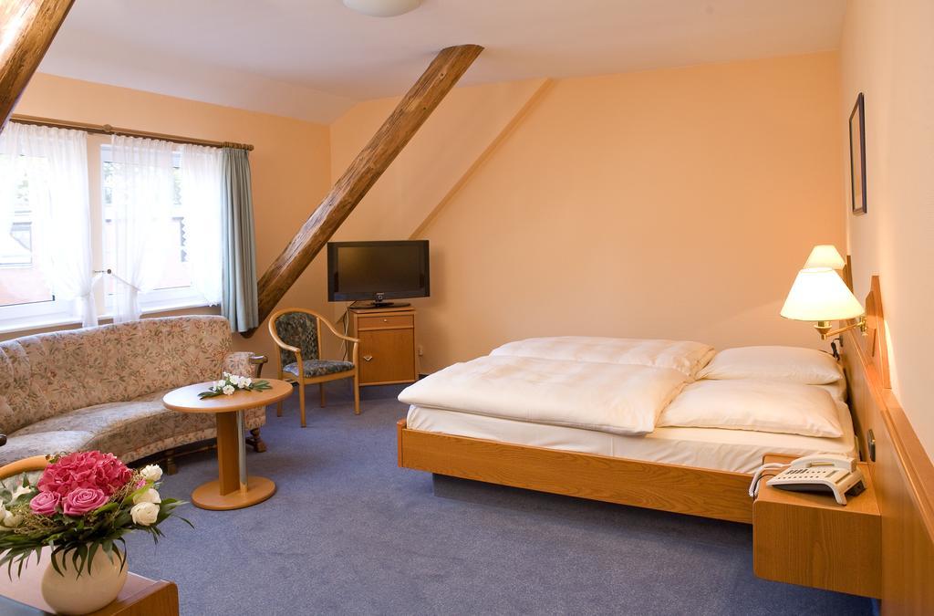 Rueter'S Hotel & Restaurant Salzhausen Rom bilde